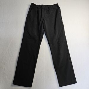 Vuori Black Pants *no size tag please‎ see measurements